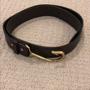 Vineyard Vines leather fishhook belt
